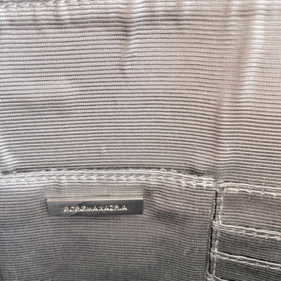 BCBG clutch - Picture 7 of 8